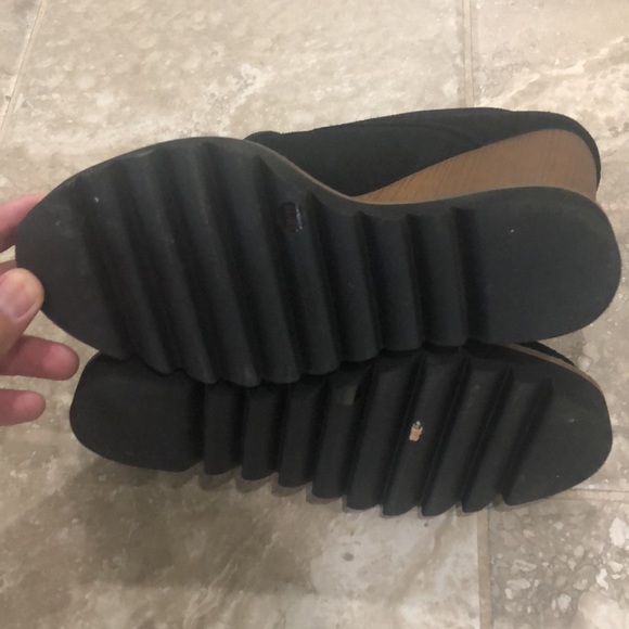 BCBG GENERATION NARISKA BOOTIES --SIZE 9-- COLOR BLACK - Picture 10 of 11